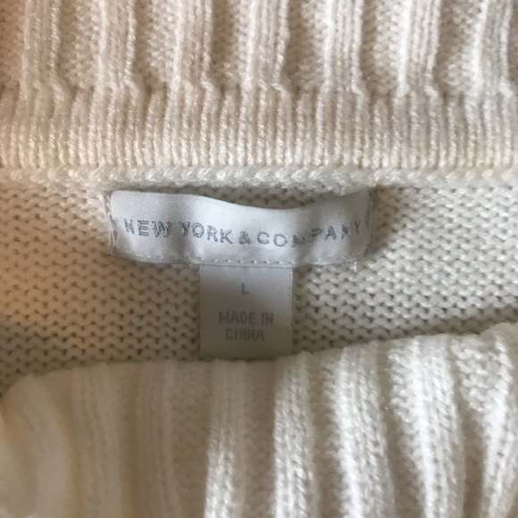 New York and company size large sweater - Picture 2 of 5